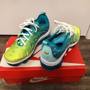 Women’s VaporMax Plus